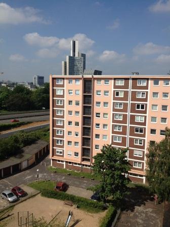 Köln Messe Blick aus Monteurzimmer auf TÜV Rheinland