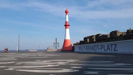 Willy-Brandt-Platz, Leuchtfeuer, Semaphor<br />© Tanja Mehl Erlebnis Bremerhaven